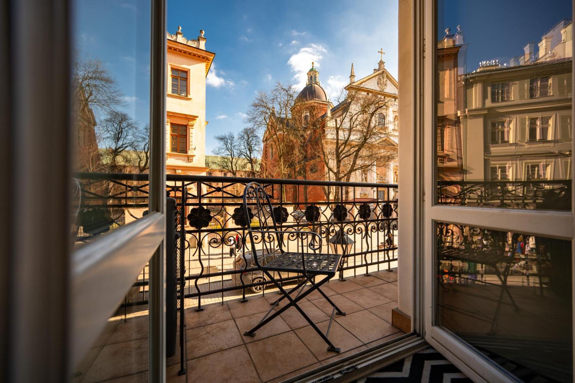 Hotel Senacki Krasków Eksteriør bilde